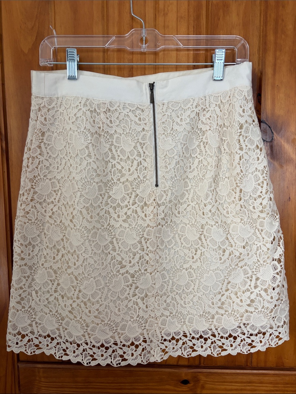 Loft Petite Lace A-Line mini Skirt in Cream 10P Feminine floral Crochet Cotton - Picture 2 of 6